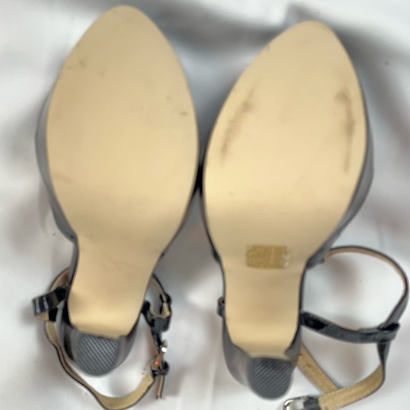 Anama black patent leather heels. Size 8 - Picture 2 of 3